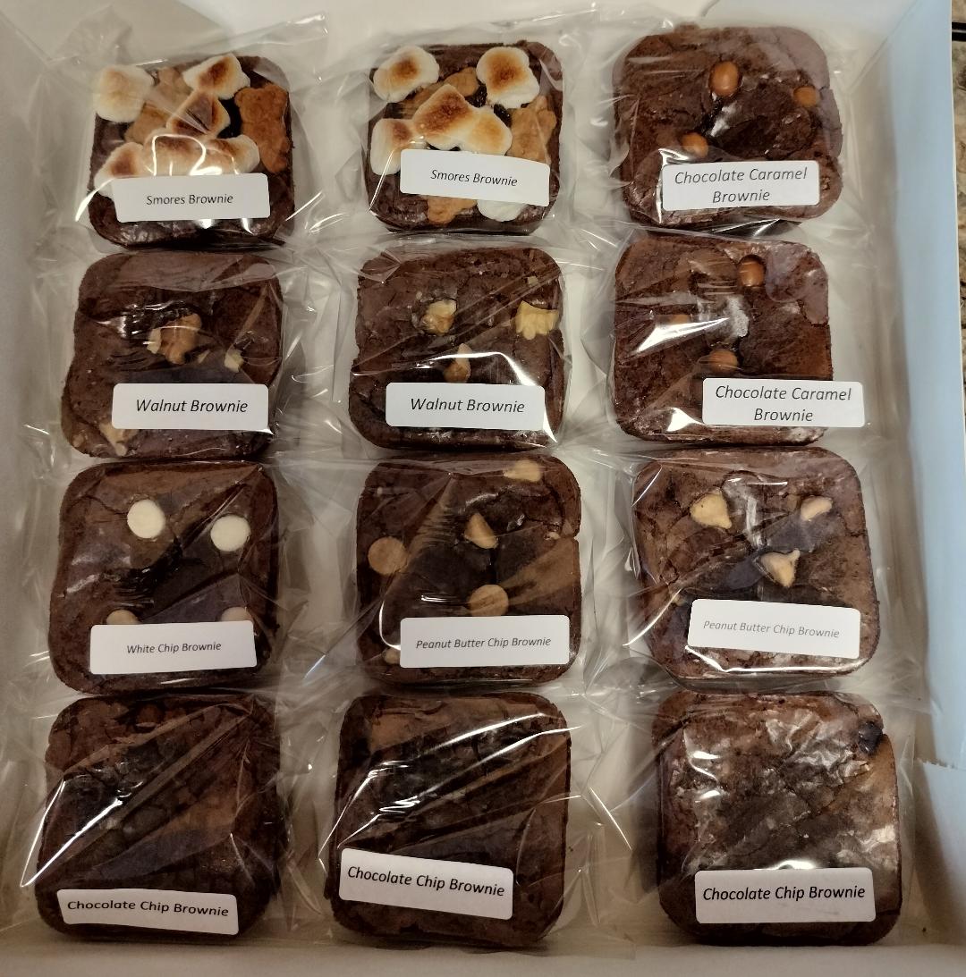 Brownies Holiday Gift Box - Dozen Assorted