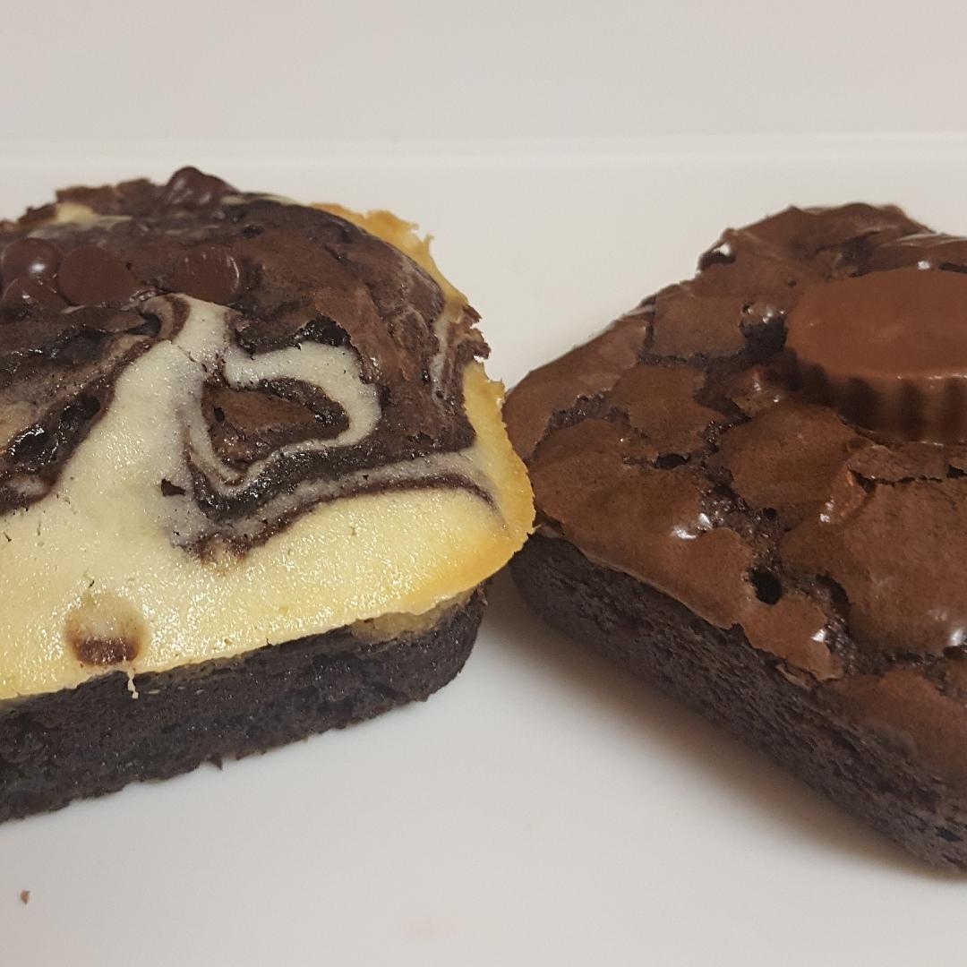 Cheesecake Brownies - Dozen
