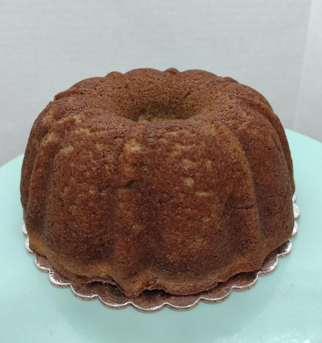 Medium Bundt Cake - serves 4-6