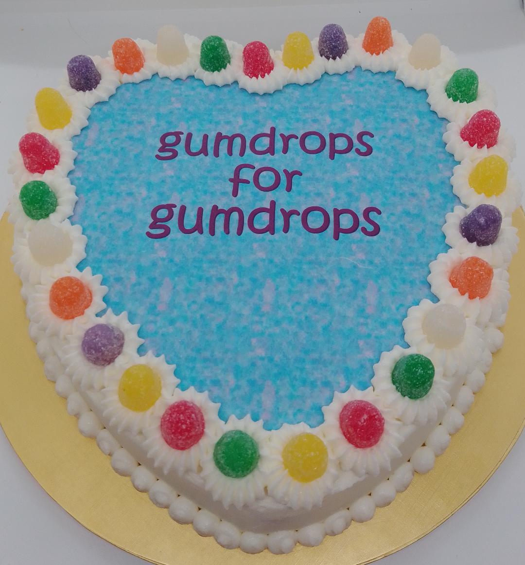 8" 1-Layer Decorated Heart Shaped Cake (local delivery or pick-up only)