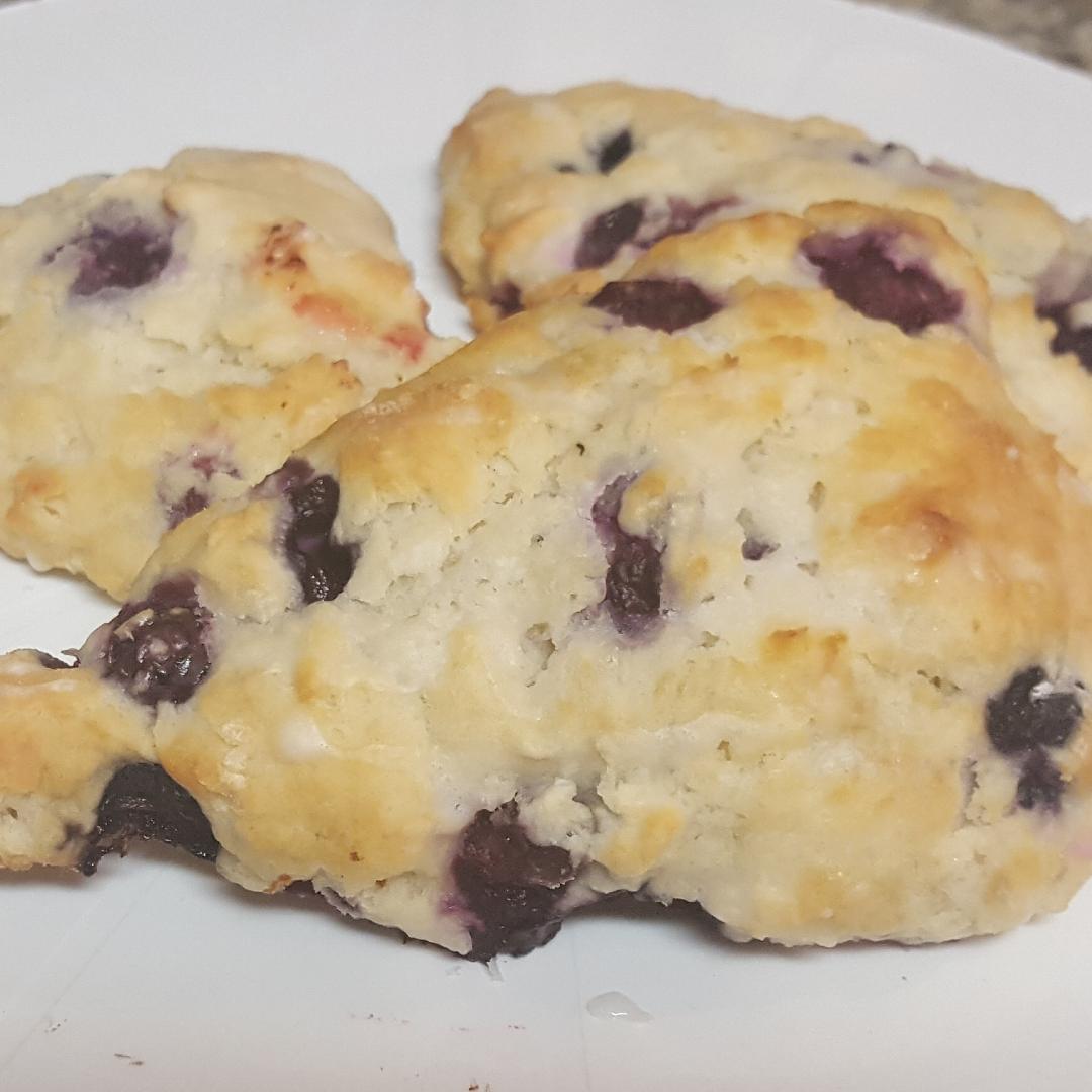 Scones - Dozen (Desserts, Muffins)
