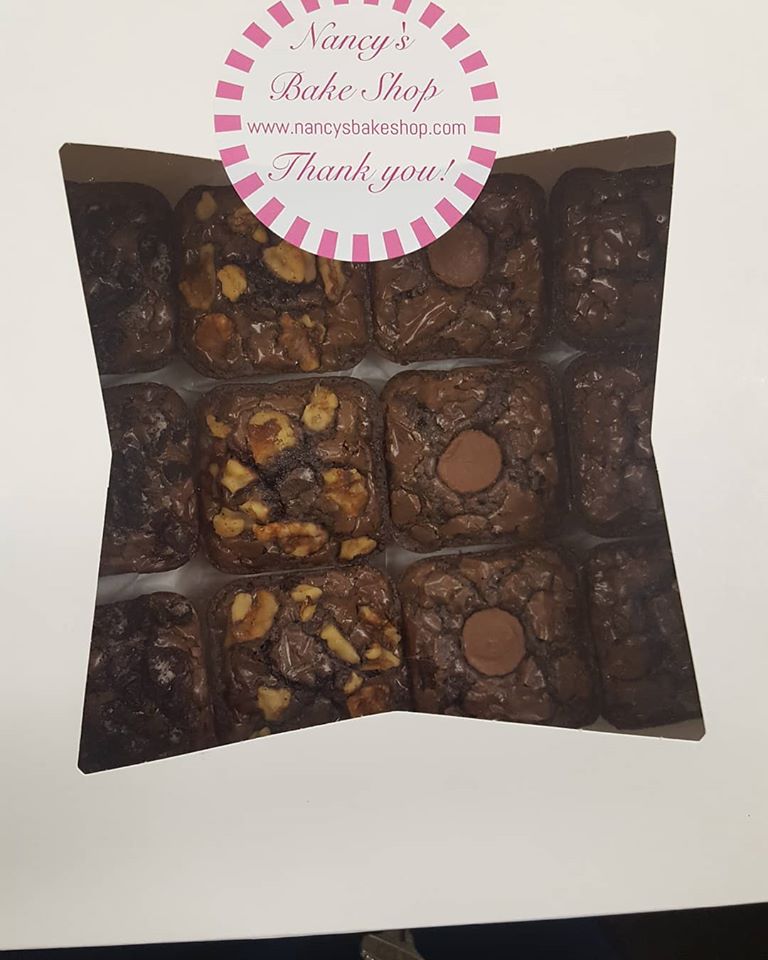 Brownies Holiday Gift Box - Dozen Assorted
