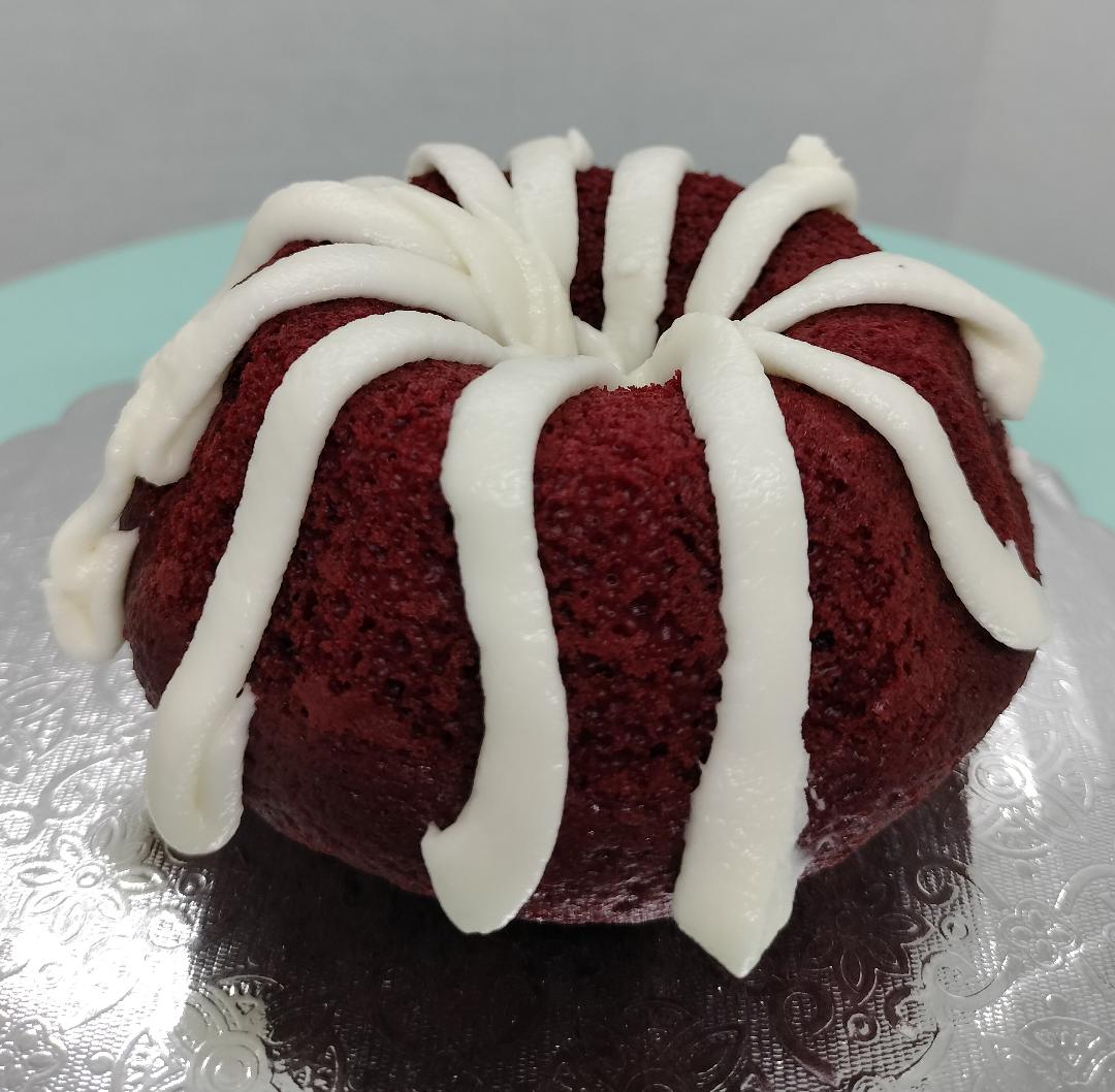 Small Bundt Cake 8-pack