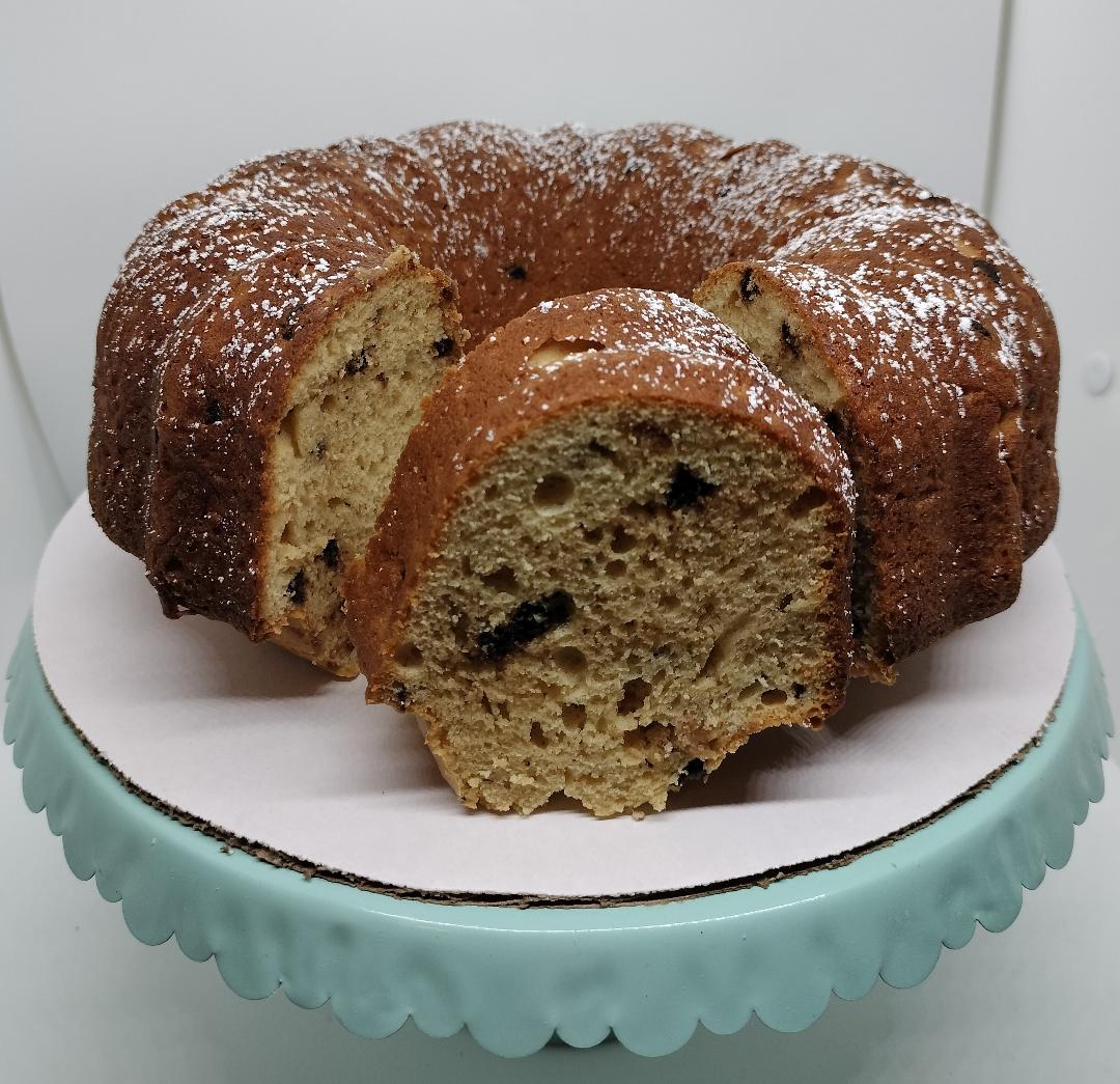 Peanut Butter Chocolate Chip Bundt Cake